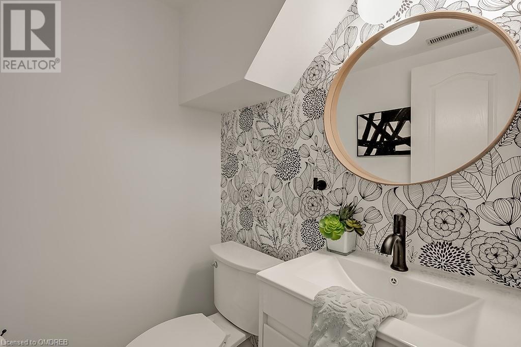 2320 Strawfield Court, Oakville, Ontario  L6H 6C2 - Photo 11 - 40572531