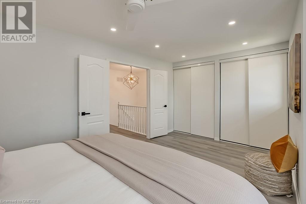 2320 Strawfield Court, Oakville, Ontario  L6H 6C2 - Photo 33 - 40572531