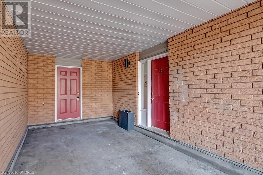 2320 Strawfield Court, Oakville, Ontario  L6H 6C2 - Photo 5 - 40572531