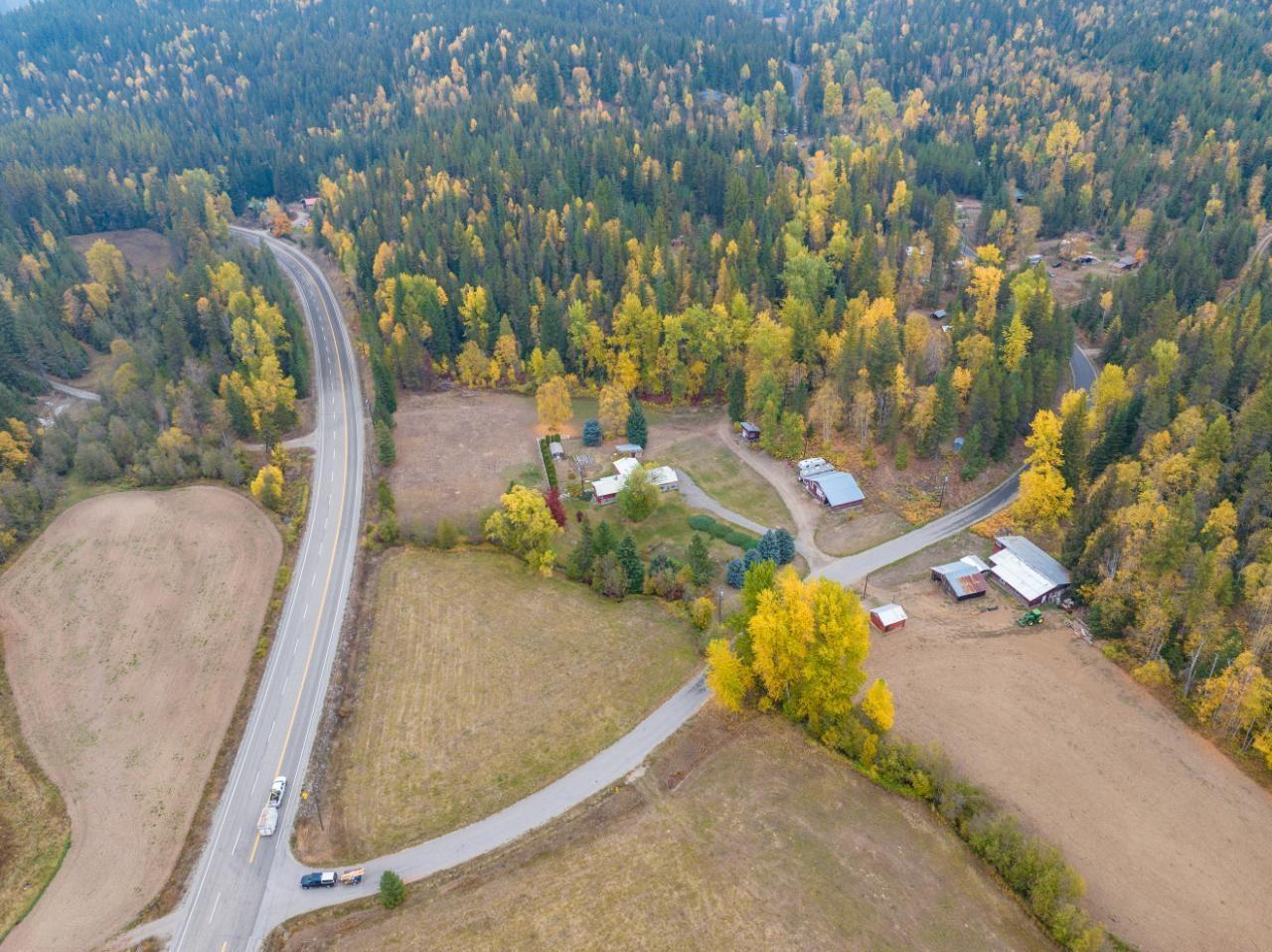 120 Rosebud Lake Road, Nelway, British Columbia  V0G 1Z0 - Photo 4 - 2476174