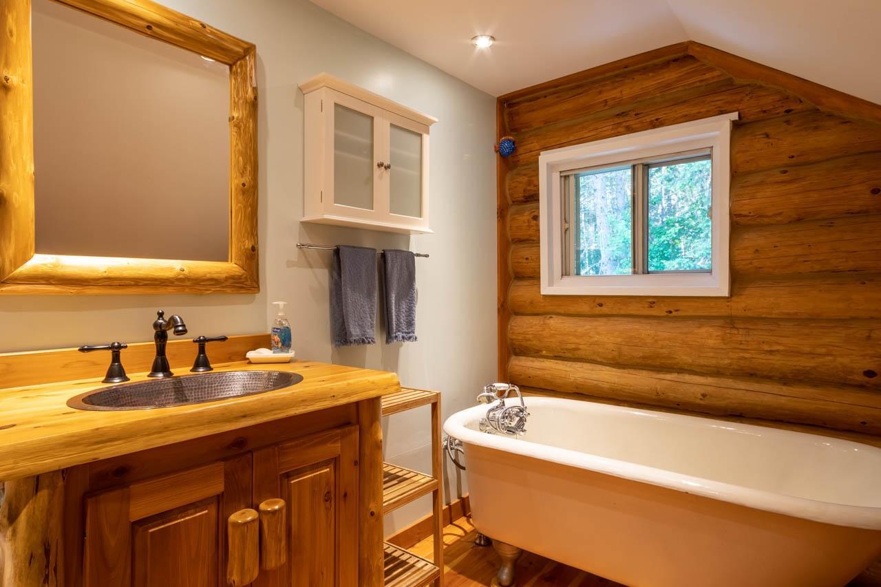 823 Crandall Road, Golden, British Columbia  V0A 1H2 - Photo 11 - 2476180