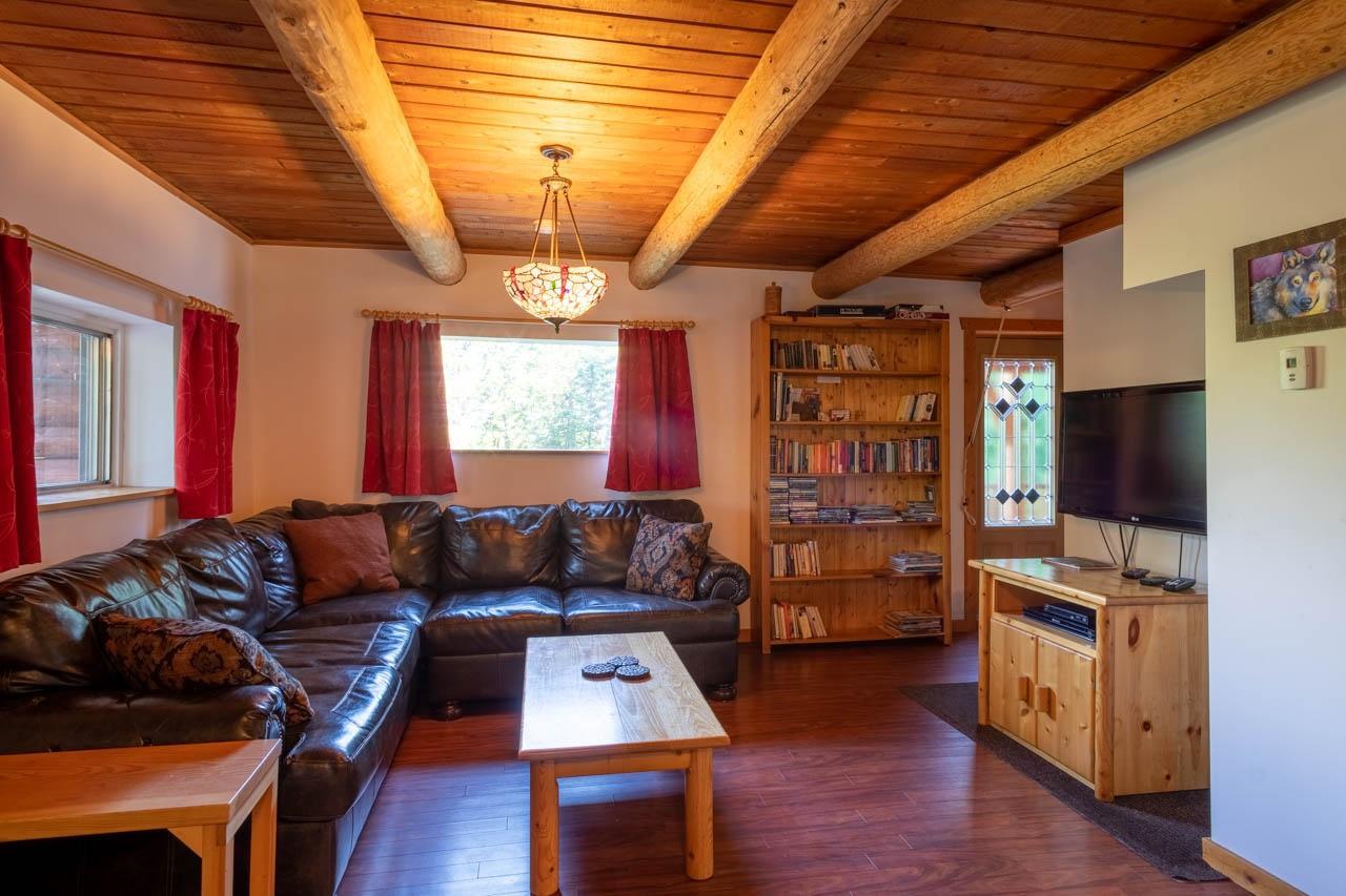 823 Crandall Road, Golden, British Columbia  V0A 1H2 - Photo 6 - 2476180