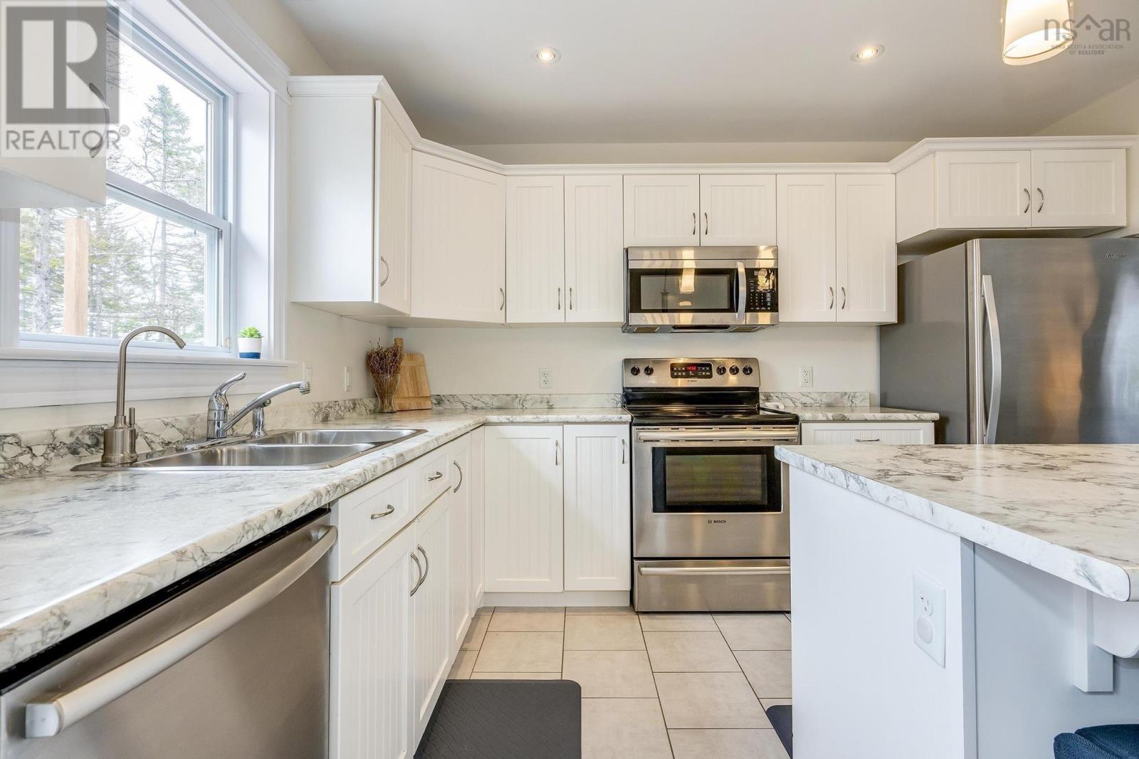 3359 Sackville Drive, Upper Sackville, Nova Scotia  B4C 3C5 - Photo 10 - 202407354