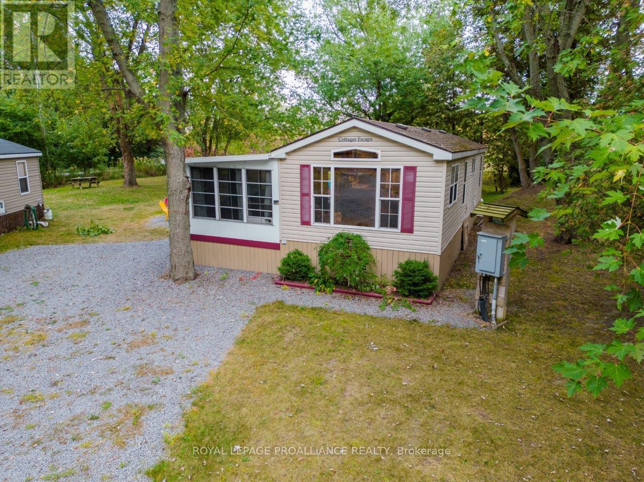 486 Cty Rd 18 - 27 Forest Grve, Prince Edward County, Ontario  K0K 2T0 - Photo 2 - X8240262