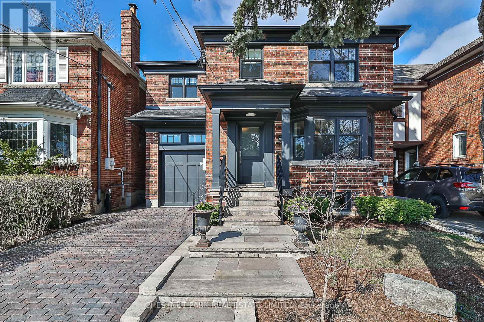 Toronto House for sale:  4 bedroom  (Listed 2024-04-16)
