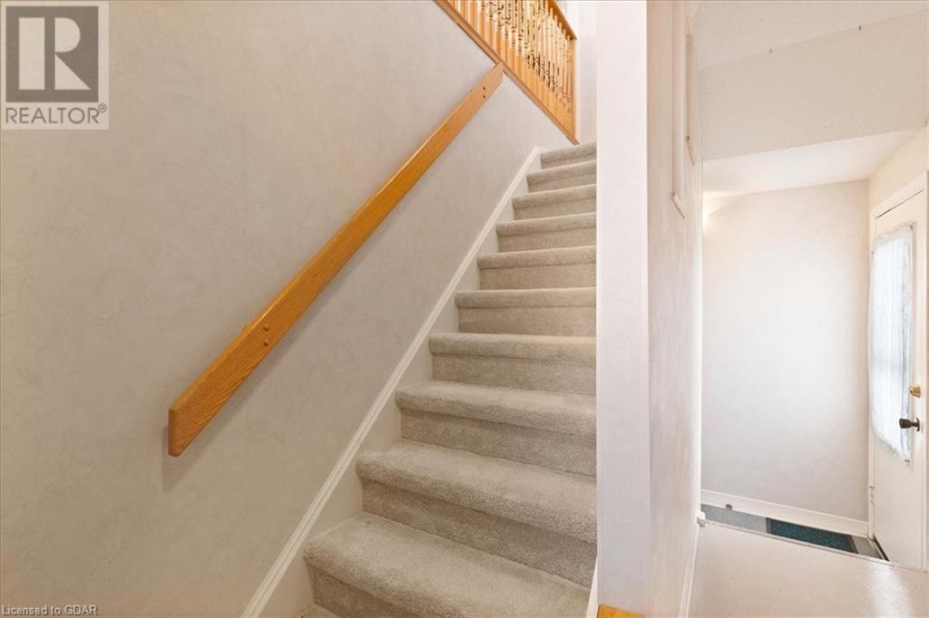 169 Elm Ridge Drive Unit# 5, Kitchener, Ontario  N2N 1L7 - Photo 2 - 40572116