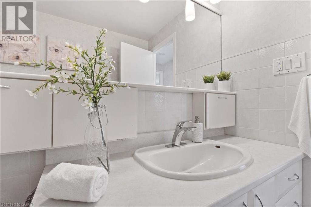 169 Elm Ridge Drive Unit# 5, Kitchener, Ontario  N2N 1L7 - Photo 24 - 40572116