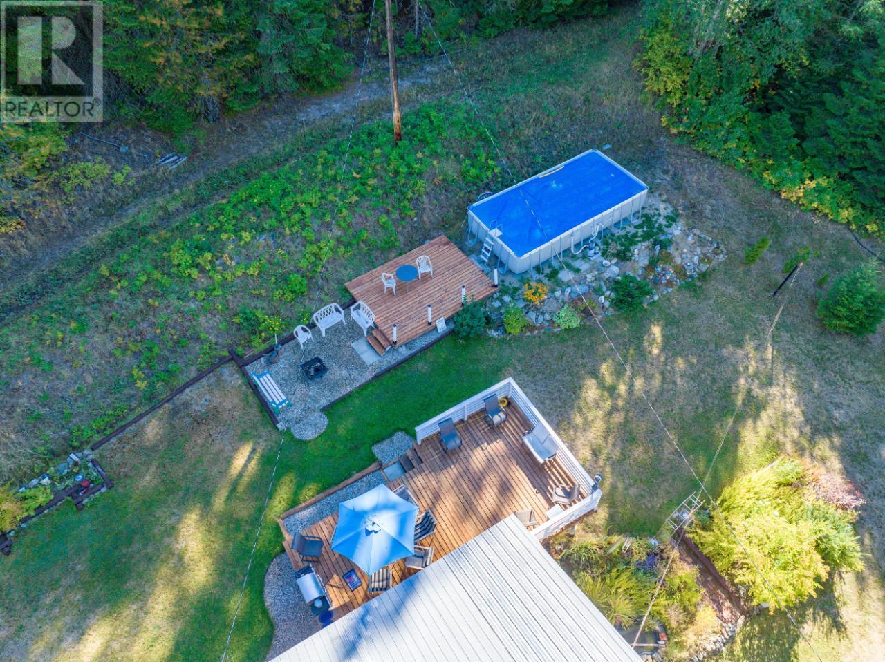 1110 HIGHWAY 22 Rossland