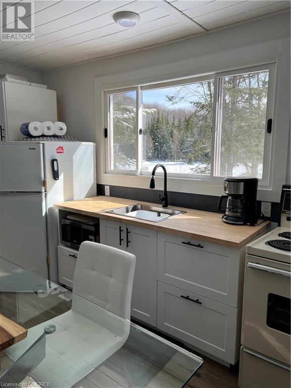 1093 Choke Cherry Lane, Wilberforce, Ontario  K0L 3C0 - Photo 4 - 40571497