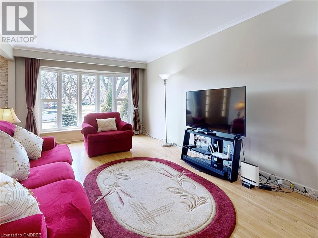 84 Marbury Crescent, Toronto, Ontario  M3A 2G2 - Photo 4 - 40565449