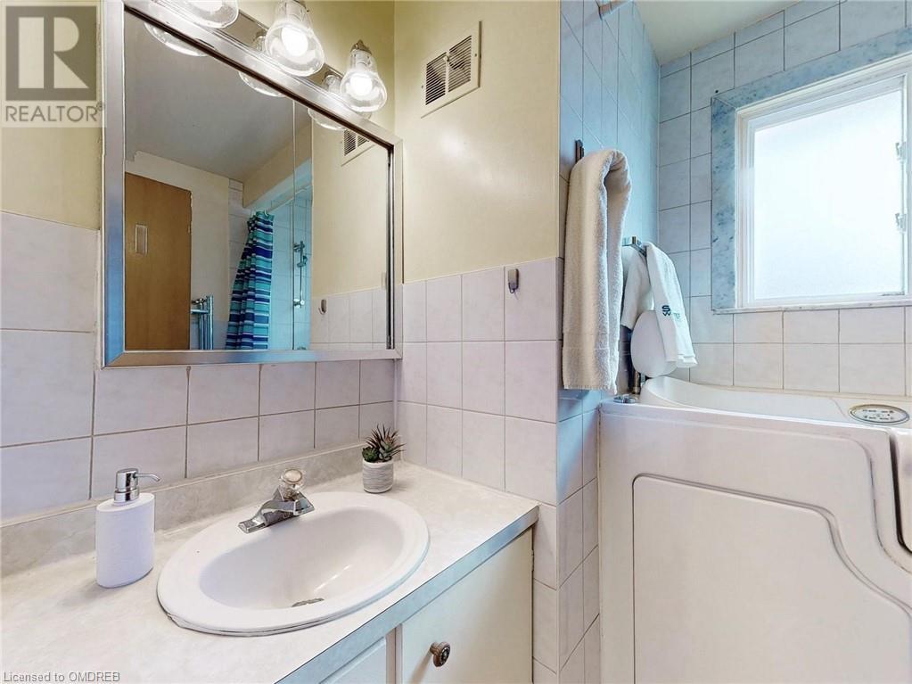 84 Marbury Crescent, Toronto, Ontario  M3A 2G2 - Photo 22 - 40565449