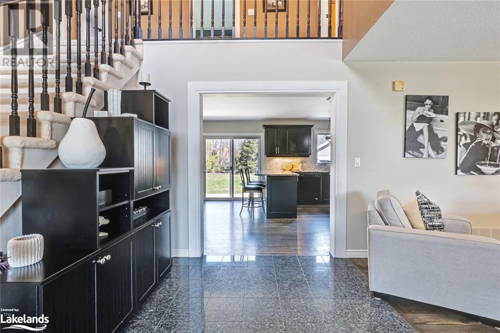 17 Trails End, Collingwood, Ontario  L9Y 5B1 - Photo 7 - 40569301