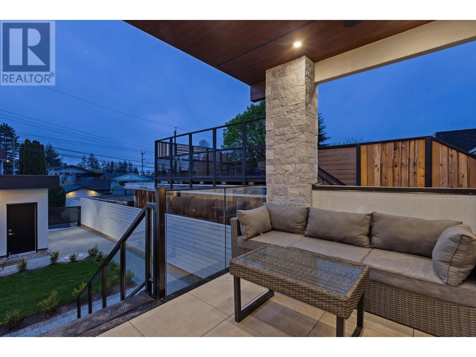 325 W 22nd Street, North Vancouver, British Columbia  V7M 2A3 - Photo 29 - R2871650