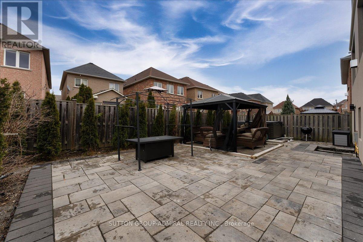 17 Arband Ave, Vaughan, Ontario  L6A 0T5 - Photo 39 - N8241032