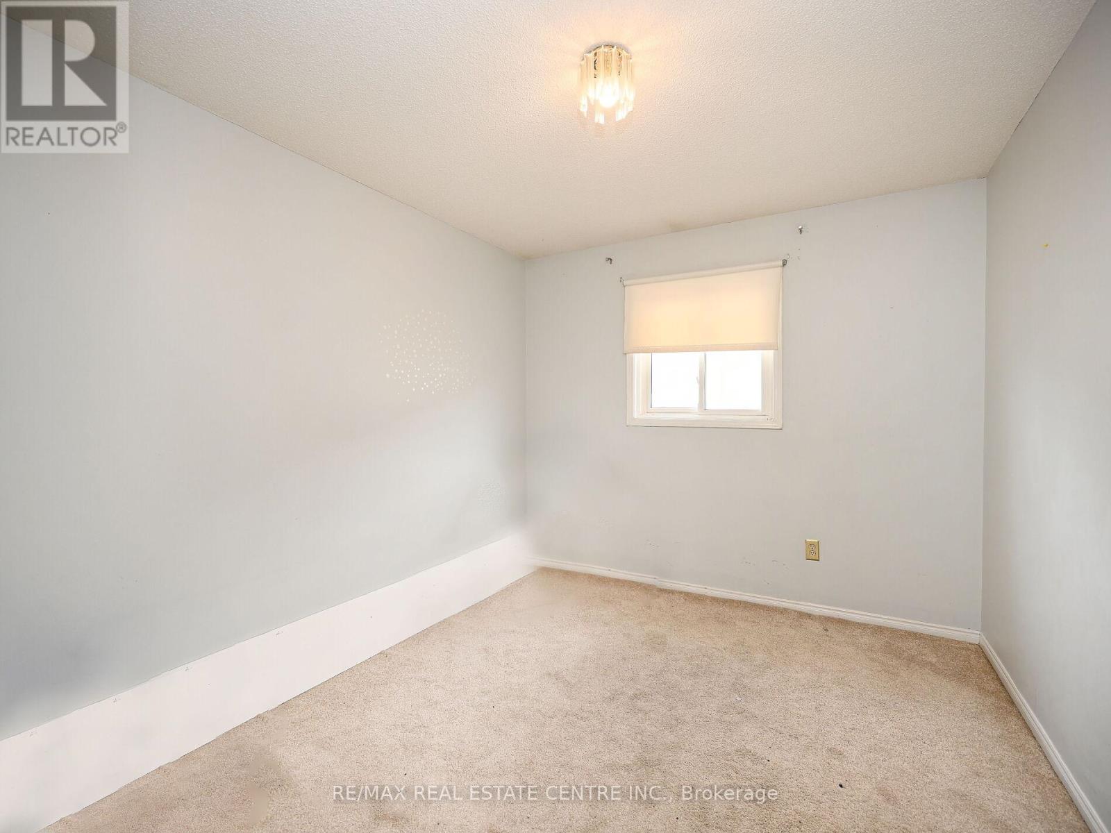 4326 Waterford Crescent, Mississauga, Ontario  L5R 2B2 - Photo 27 - W8241220