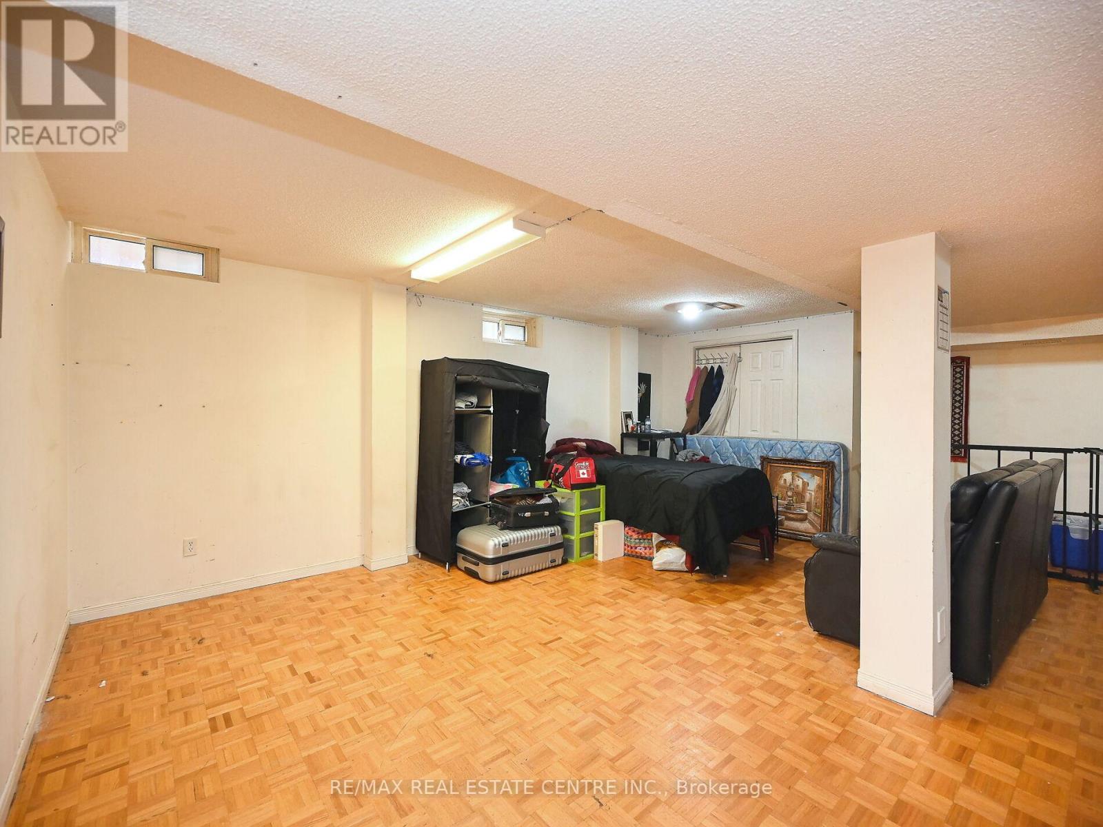 4326 Waterford Crescent, Mississauga, Ontario  L5R 2B2 - Photo 31 - W8241220