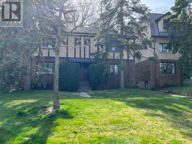 248 South Kingsway, Toronto, 1 Bedroom Bedrooms, ,1 BathroomBathrooms,Single Family,For Rent,South Kingsway,W8241240
