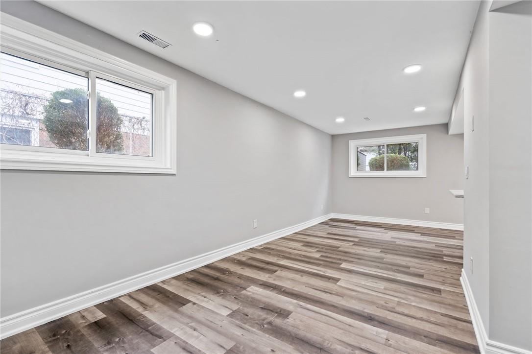 9 Allan Drive, St. Catharines, Ontario  L2N 5S4 - Photo 20 - H4190619