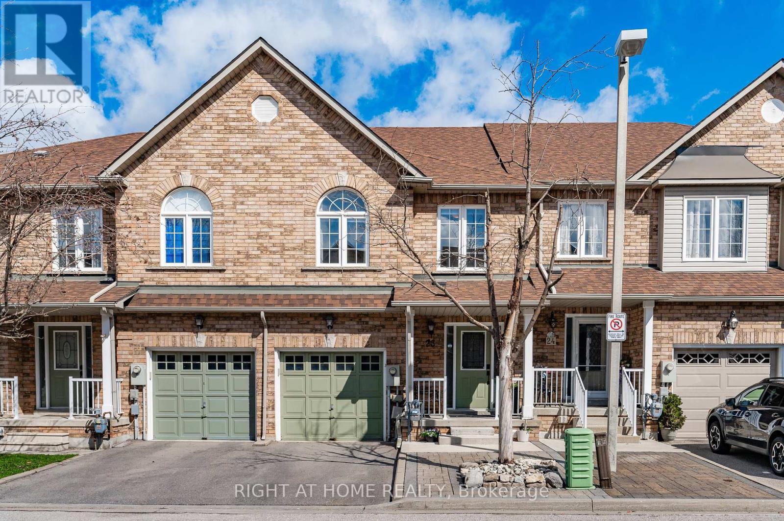 #23 -103 Foxchase Ave, Vaughan, Ontario  L4L 9K7 - Photo 1 - N8241430