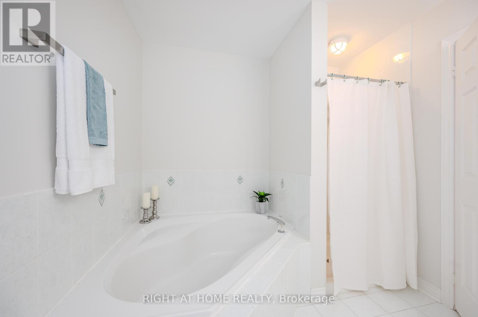 #23 -103 Foxchase Ave, Vaughan, Ontario  L4L 9K7 - Photo 20 - N8241430