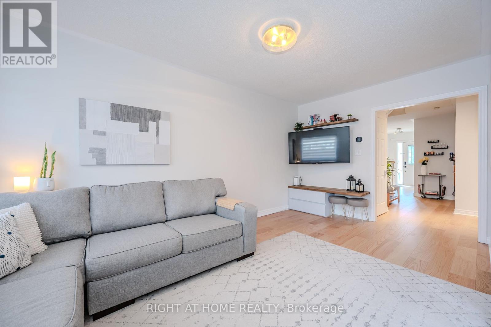 #23 -103 Foxchase Ave, Vaughan, Ontario  L4L 9K7 - Photo 7 - N8241430