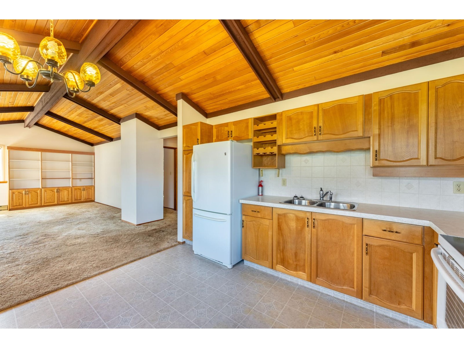 3481 Crestview Road, Creston, British Columbia  V0B 1G2 - Photo 12 - 2476188