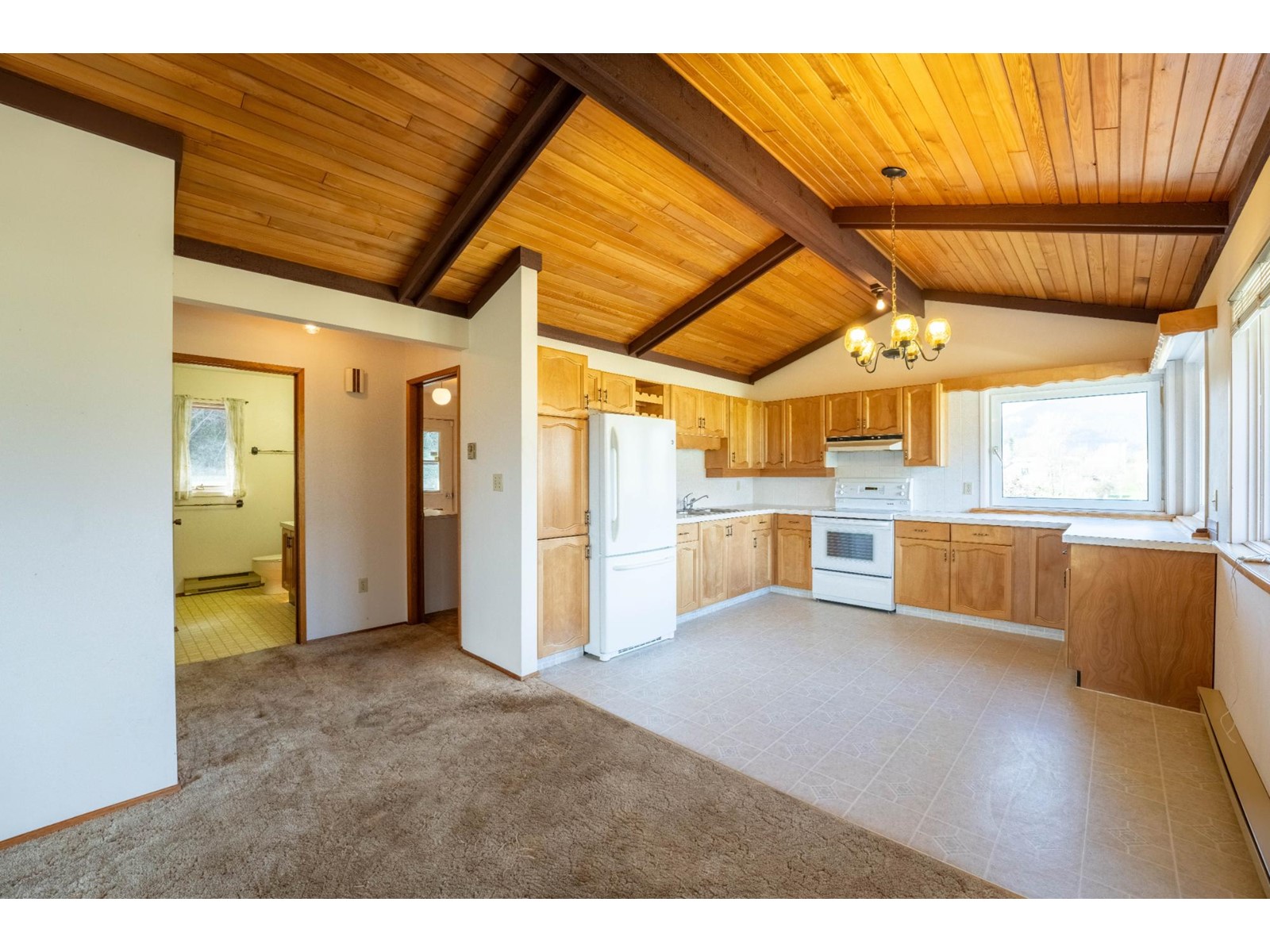 3481 Crestview Road, Creston, British Columbia  V0B 1G2 - Photo 14 - 2476188