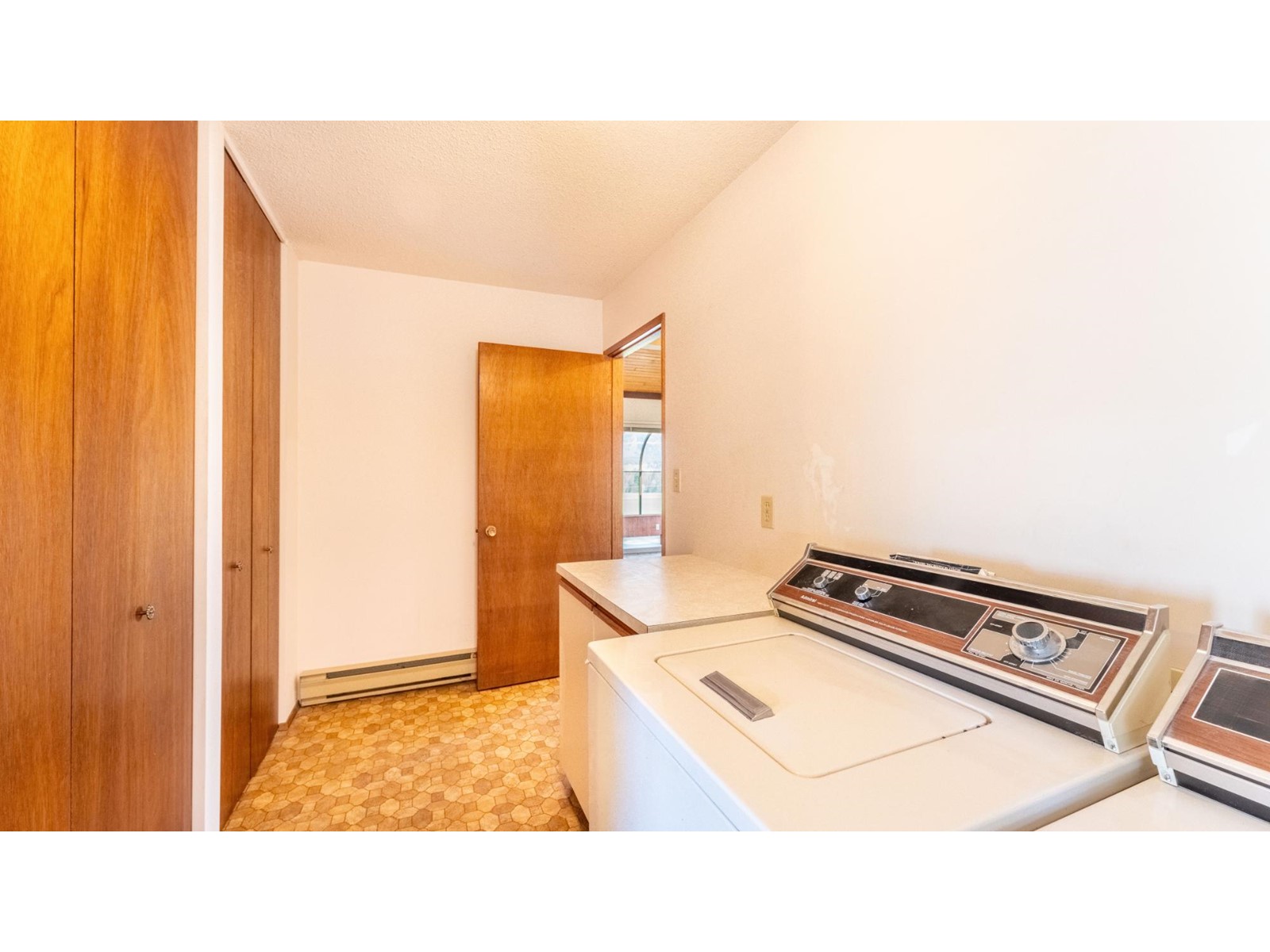 3481 Crestview Road, Creston, British Columbia  V0B 1G2 - Photo 22 - 2476188