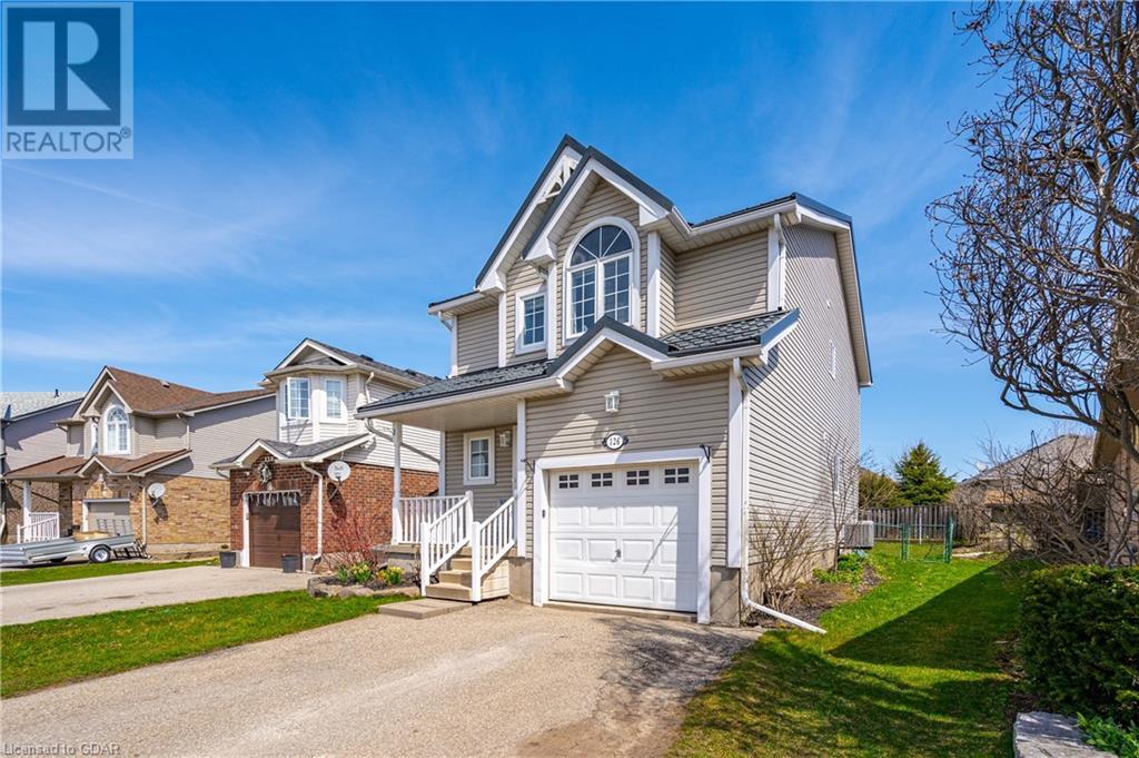 126 Milligan Street, Fergus, Ontario  N1M 3S4 - Photo 2 - 40573002