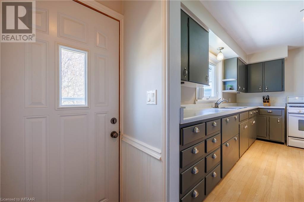 732 Chester Street, London, Ontario  N6C 2K2 - Photo 15 - 40571635
