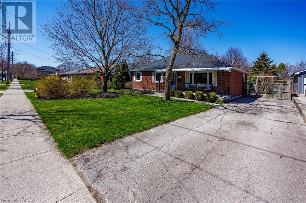 732 Chester Street, London, Ontario  N6C 2K2 - Photo 3 - 40571635