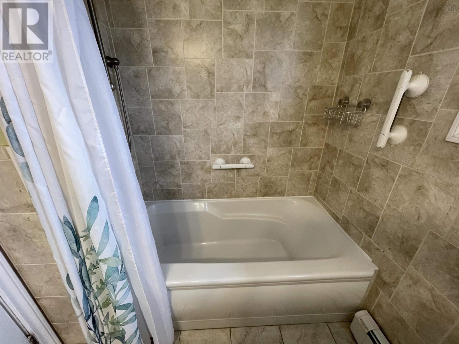 15 Loggen Road, Middle Sackville, Nova Scotia  B4E 1V6 - Photo 17 - 202407410