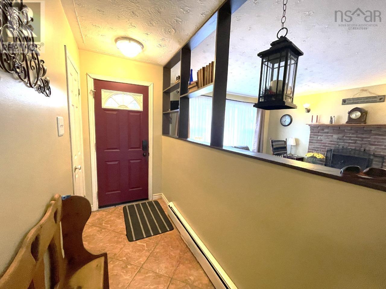 15 Loggen Road, Middle Sackville, Nova Scotia  B4E 1V6 - Photo 3 - 202407410