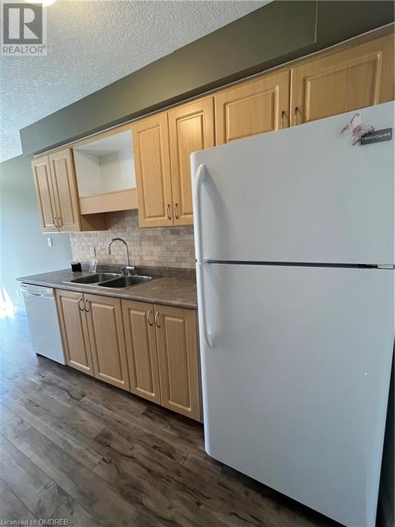 175 David Bergey Drive, Kitchener, Ontario  N2E 4H8 - Photo 13 - 40572760