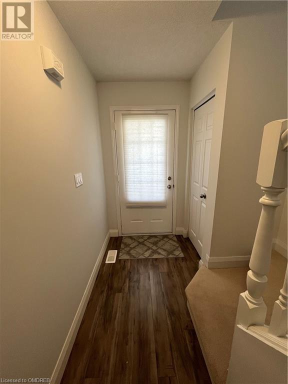 175 David Bergey Drive, Kitchener, Ontario  N2E 4H8 - Photo 6 - 40572760