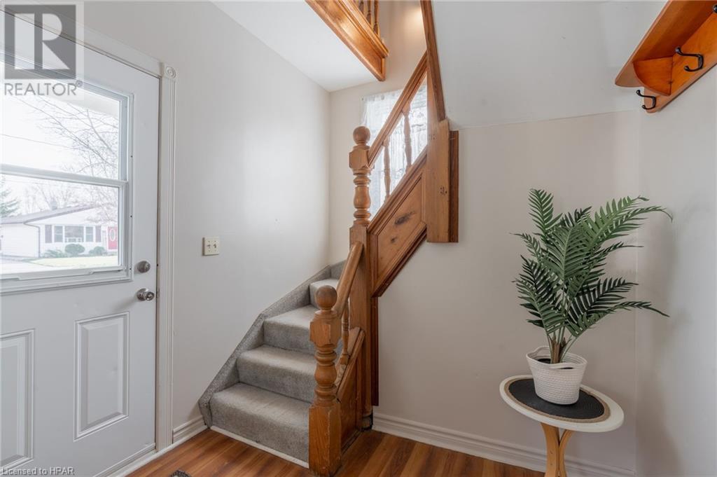 121 Newgate Street, Goderich, Ontario  N7A 1P3 - Photo 5 - 40573153