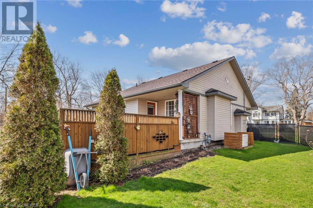 922 Ruby Avenue, Fort Erie, Ontario  L2A 5Z5 - Photo 6 - 40572996
