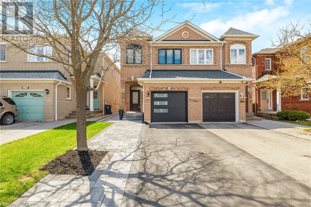 5654 Longboat Avenue, Mississauga, Ontario  L5M 7E7 - Photo 1 - 40573131