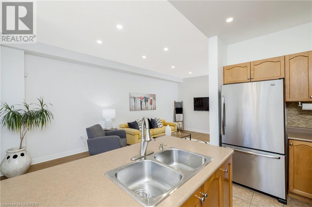 5654 Longboat Avenue, Mississauga, Ontario  L5M 7E7 - Photo 16 - 40573131