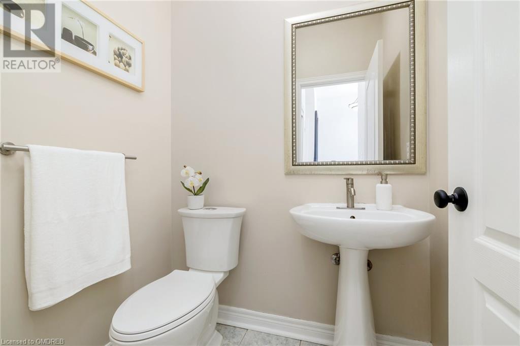 5654 Longboat Avenue, Mississauga, Ontario  L5M 7E7 - Photo 19 - 40573131