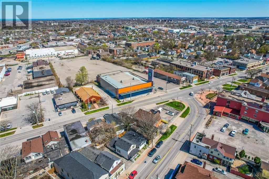 75 Queenston Street, St. Catharines, Ontario  L2R 2Z1 - Photo 10 - 40572649