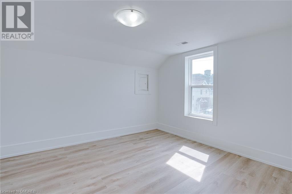 75 Queenston Street, St. Catharines, Ontario  L2R 2Z1 - Photo 21 - 40572649