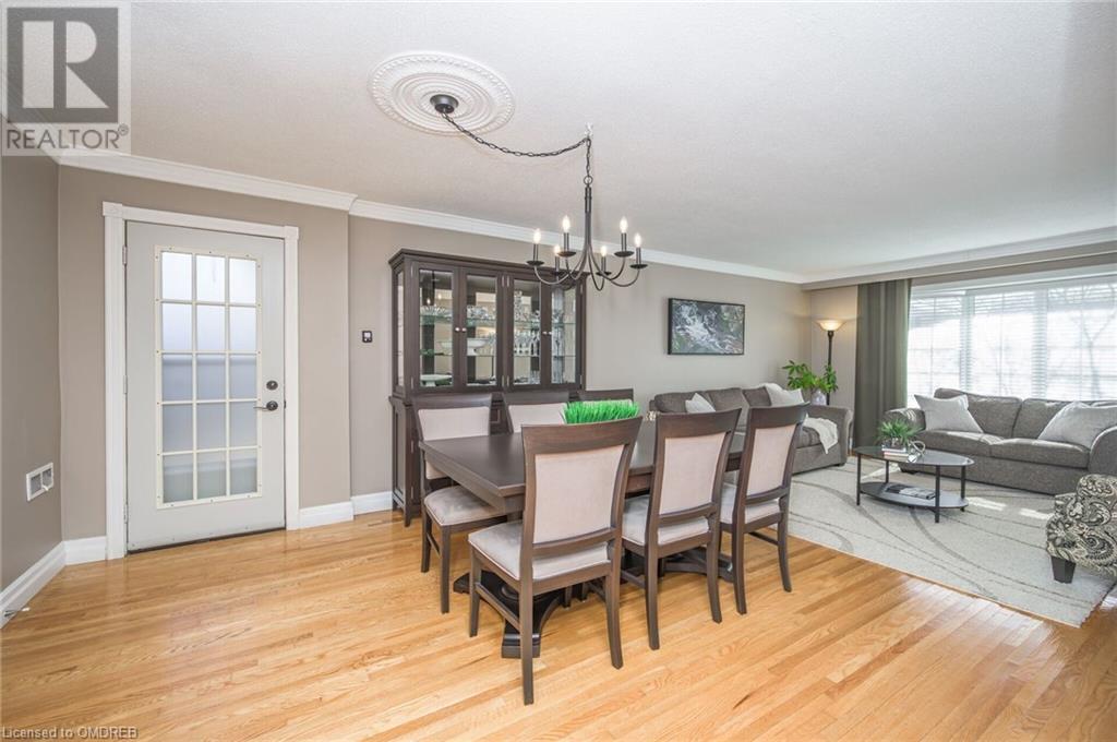 5517 Spruce Avenue, Burlington, Ontario  L7L 1P3 - Photo 13 - 40569223