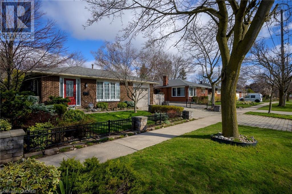 5517 Spruce Avenue, Burlington, Ontario  L7L 1P3 - Photo 2 - 40569223