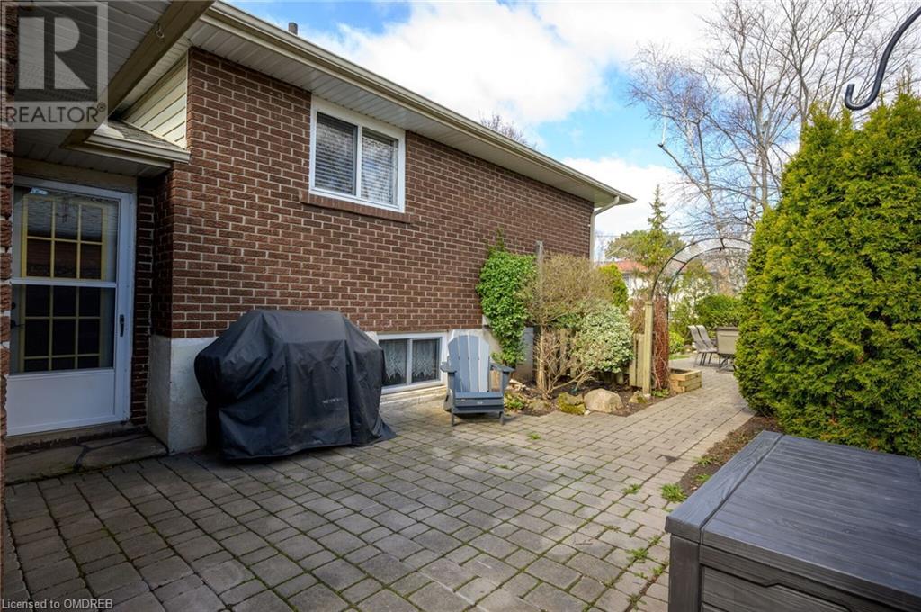 5517 Spruce Avenue, Burlington, Ontario  L7L 1P3 - Photo 39 - 40569223