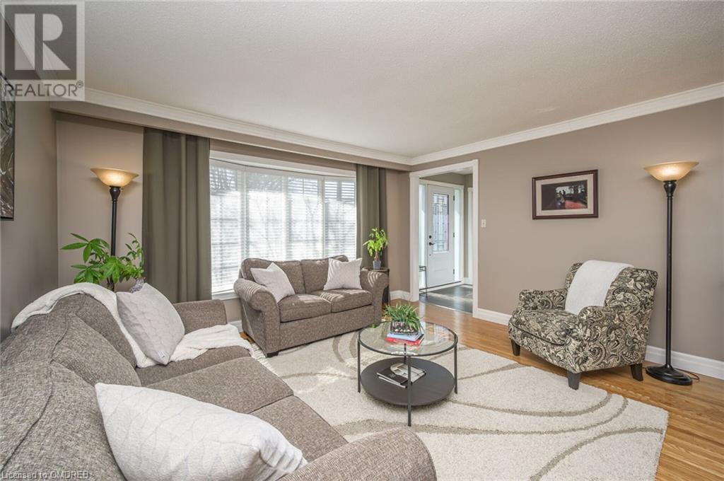 5517 Spruce Avenue, Burlington, Ontario  L7L 1P3 - Photo 8 - 40569223