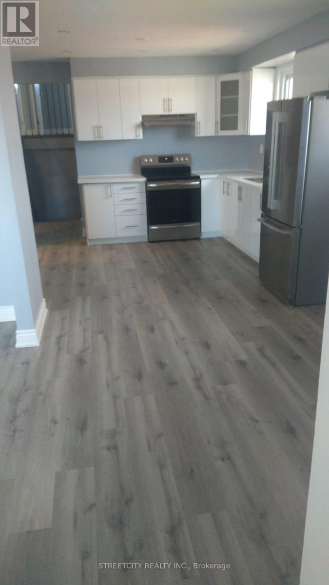 36 Honey Wood Rd, Toronto, Ontario  M3N 1B1 - Photo 3 - C8241894