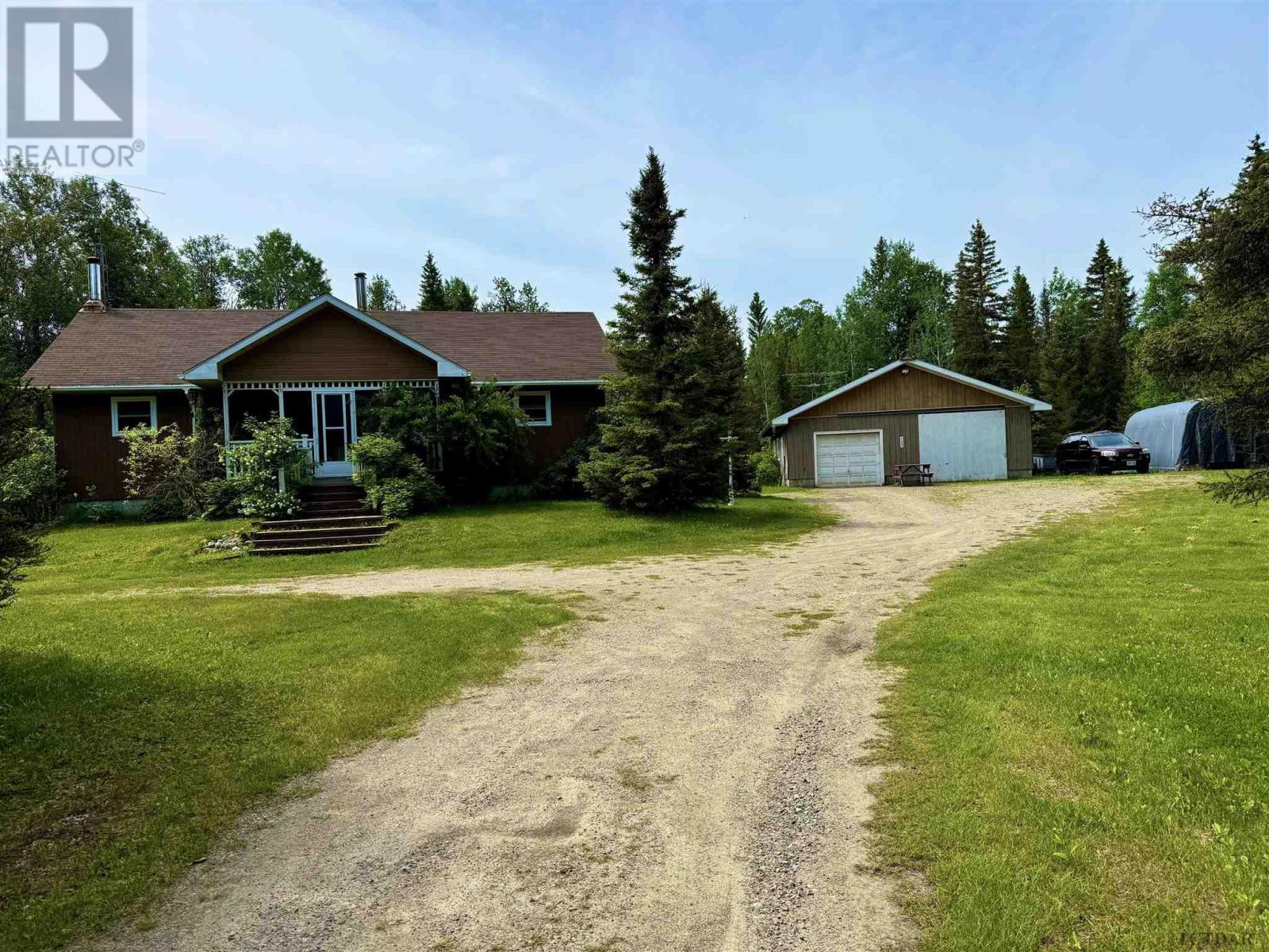 Lot 16 Con 9 Highway 11, haggart, Ontario