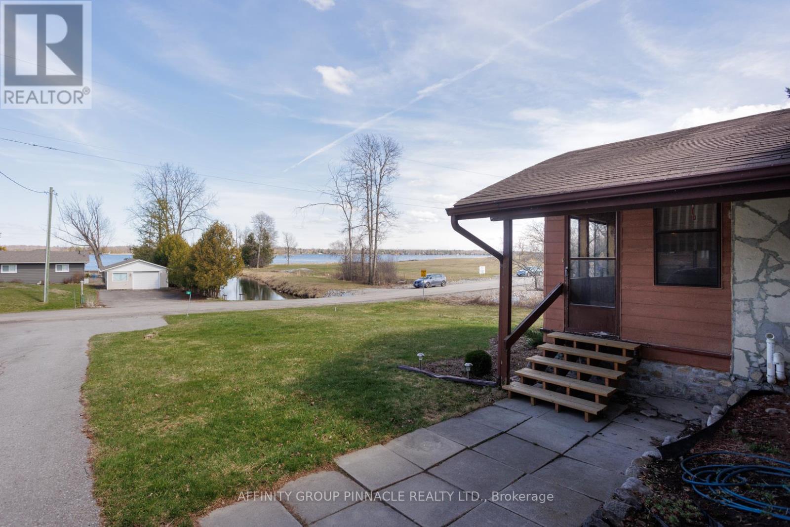 14 Lakeview Crescent, Kawartha Lakes, Ontario  K0M 1A0 - Photo 4 - X8242432