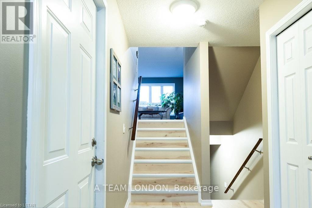 #20 -2145 North Routledge Park, London, Ontario  N6G 0J8 - Photo 6 - X8242074